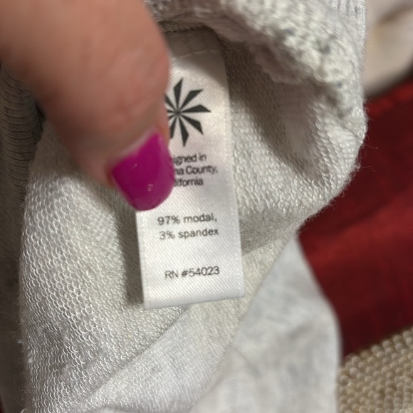 ATHLETA women’s super soft open modal back leisure top long sleeve light gray M - Picture 8 of 10